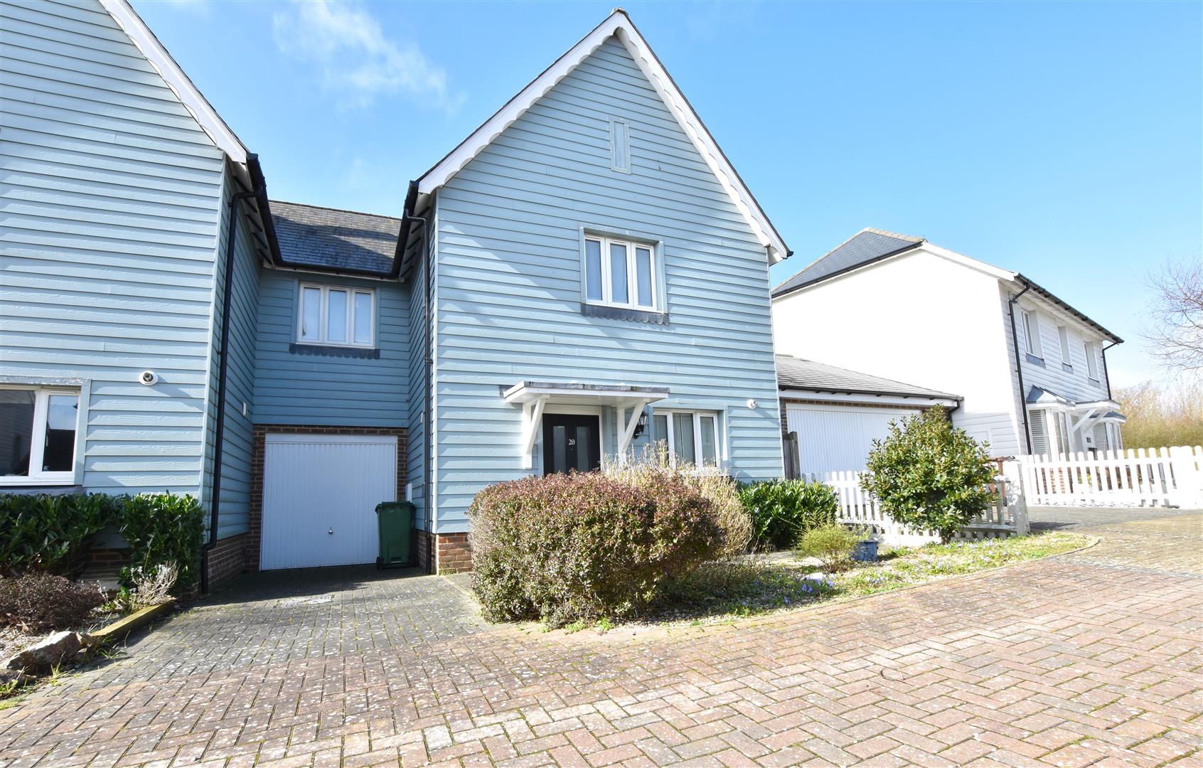 Springfield Drive, Rye Rush, Witt & Wilson